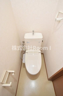 【トイレ】 | ロージエットコートⅡ | ゆったりとした空間のトイレです