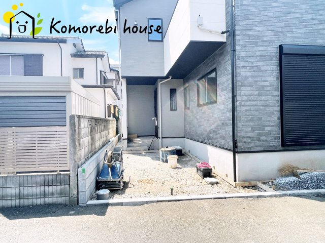 さいたま市大宮区北袋町　9期　新築一戸建て　リガーレ　03の駐車場|26.8.24　撮影済み