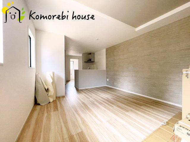 さいたま市大宮区北袋町　9期　新築一戸建て　リガーレ　03の居間・リビング|26.8.24　撮影済み