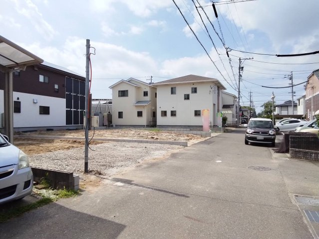 新築戸建　一宮市木曽川町6期　全2区画分譲の前面道路含む現地写真|「現地（2026年6月15日）撮影」　　
■前面道路　
■ヤマダ不動産　株式会社リライフ