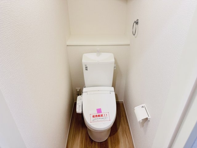 三郷市後谷新築戸建（後谷１期）のトイレ|温水洗浄暖房便座つきトイレ