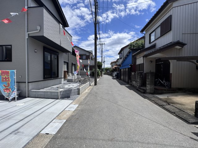 三郷市後谷新築戸建（後谷１期）の前面道路含む現地写真|南側前面道路