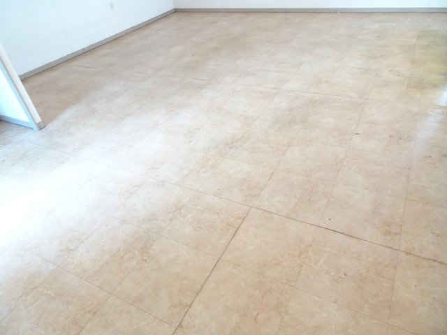 海津アパートの内装