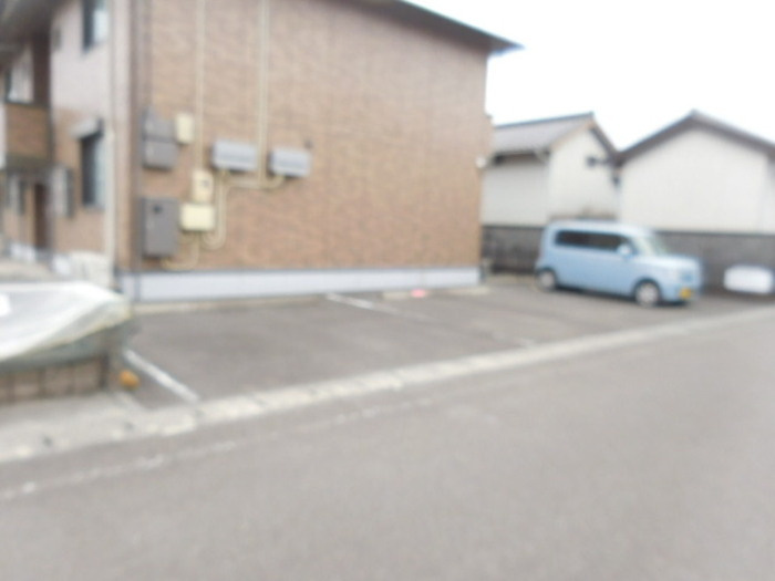 デルニエⅡ　Bの駐車場