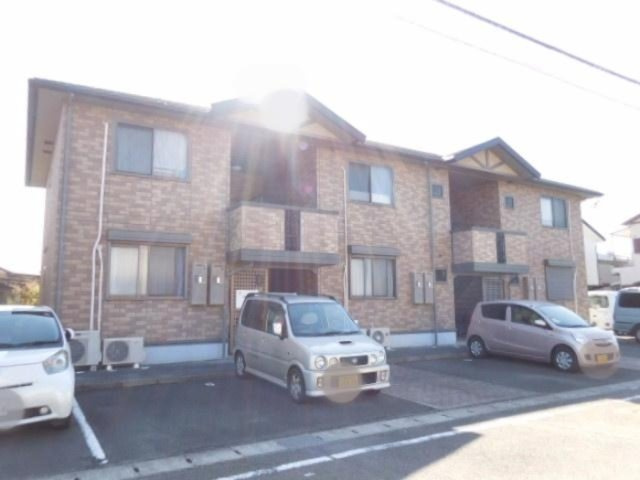 デルニエⅡ　Bの外観