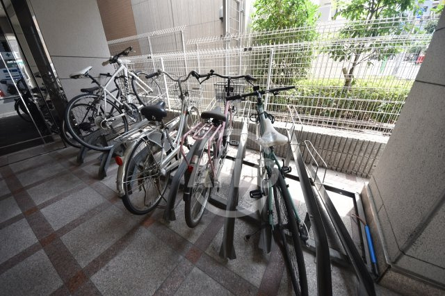 シュロスヒロカズ大手前の設備|シュロスヒロカズ大手前　駐輪場