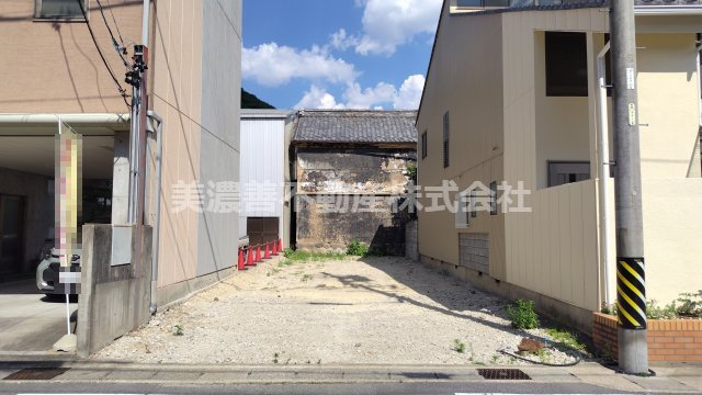 ６３２８０　岐阜市下竹町土地