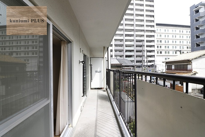 日商岩井野江マンションのバルコニー