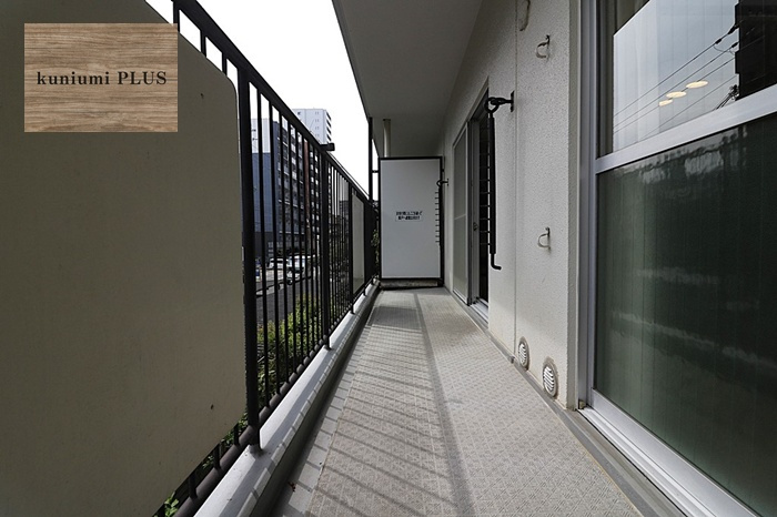 日商岩井野江マンションのバルコニー