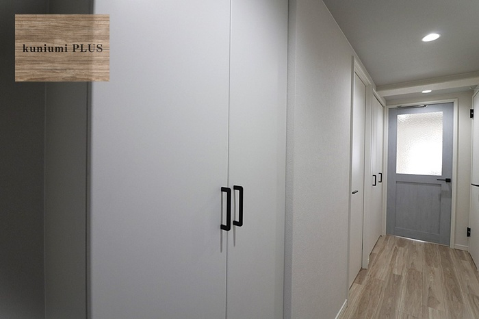 日商岩井野江マンションの玄関