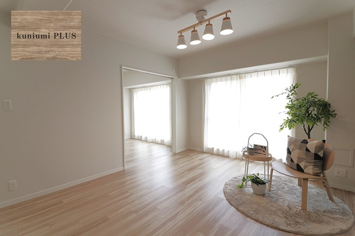 日商岩井野江マンションの居間・リビング