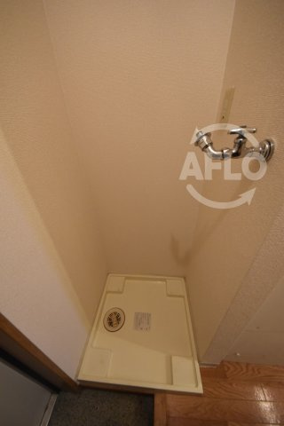 シュロスヒロカズ大手前の設備|シュロスヒロカズ大手前　洗濯機置き場