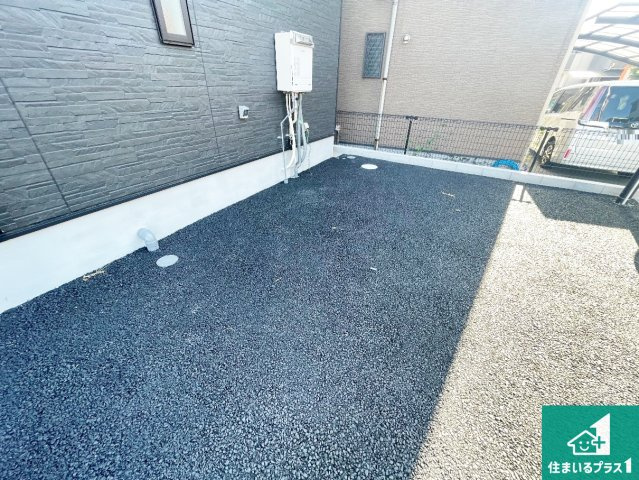 摂津市鳥飼西　第3期　新築一戸建ての駐車場|駐車スペース！散水栓があるので、こまめに愛車を洗えます！