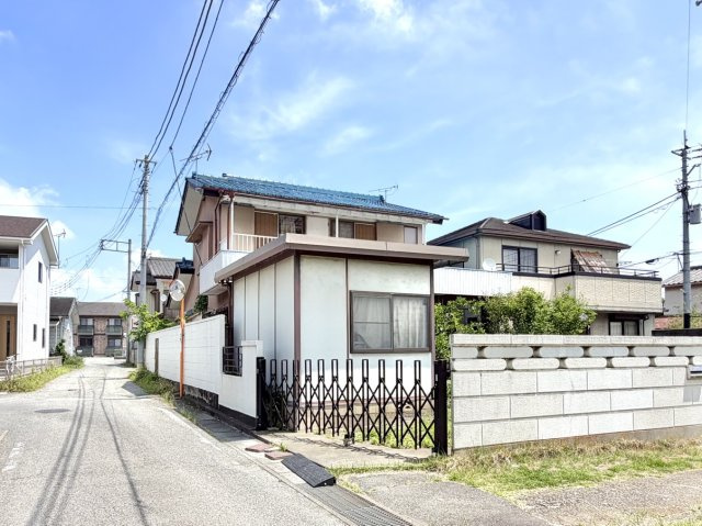 【中古戸建】高崎市上豊岡町の外観|■外観|シンプルで洗練されたデザインは住まう人の色に染まり、個性を映し出します♪本日見学可能(*＾＾*)