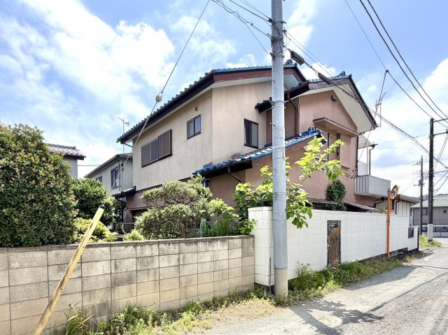 【中古戸建】高崎市上豊岡町の外観|■外観｜親戚や友人を何度でも招きたくなってしまうようなお家です( ＾＾ )