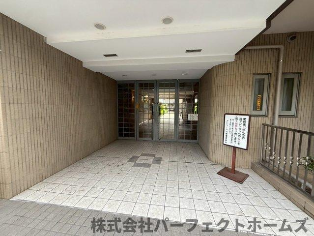 アドリーム交野のエントランス|清潔なエントランスです