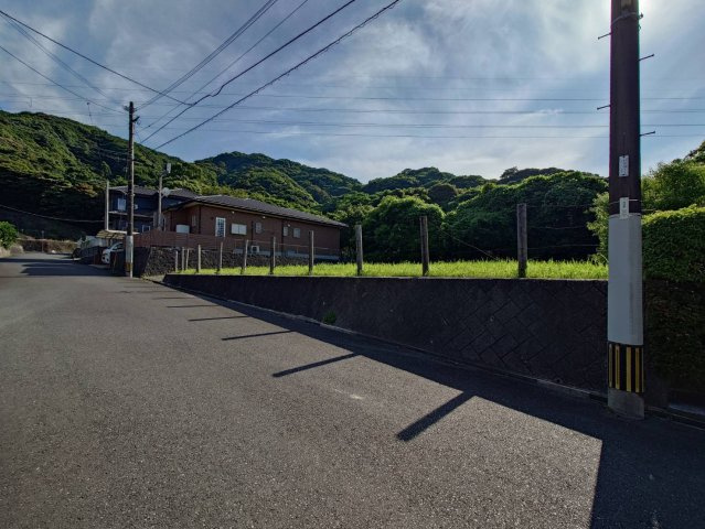 【前面道路含む現地写真】の画像