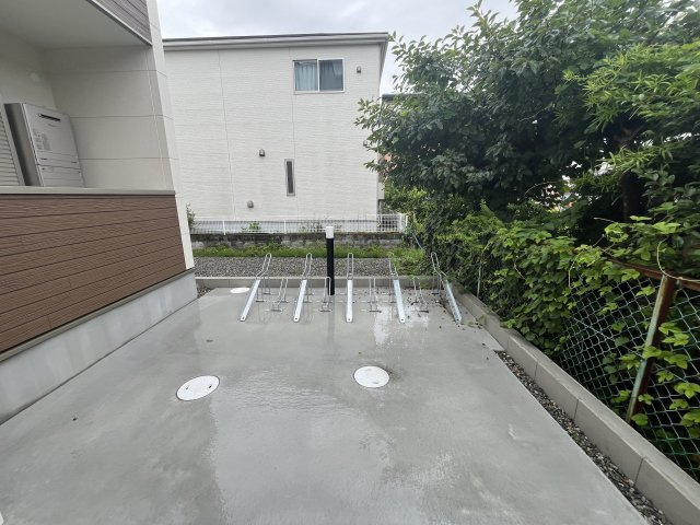 ジーメゾン岸和田クレリアの駐車場|駐車場に車を止められます