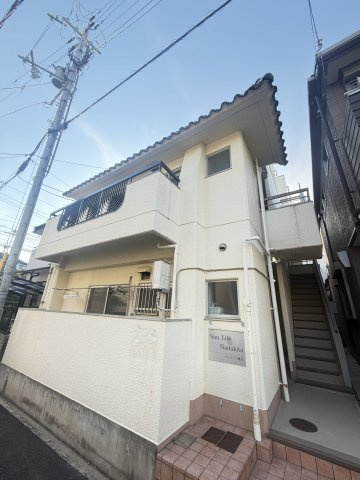サンライフ灘北の外観