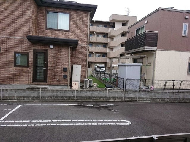 セジュール上ノ山Ⅱの駐車場