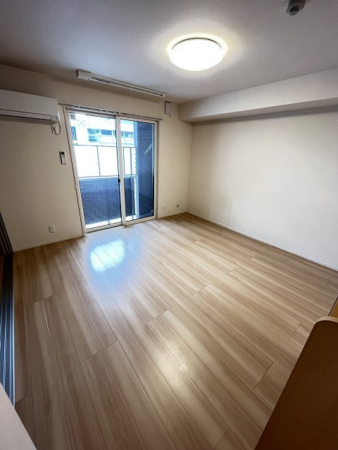 EVISTAGE甲子園の居間・リビング