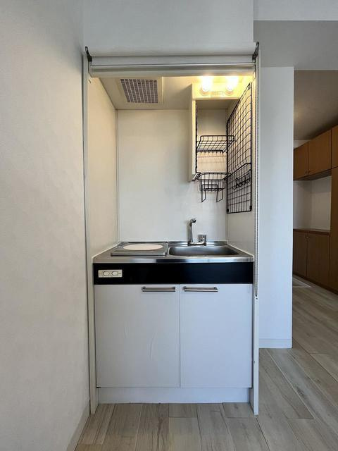 パレロワイヤル弦巻のキッチン