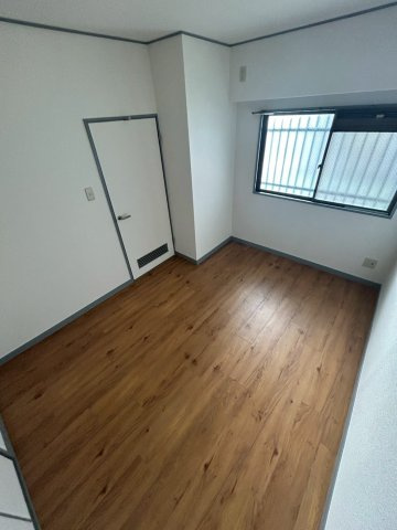 ハイツ甲南の寝室