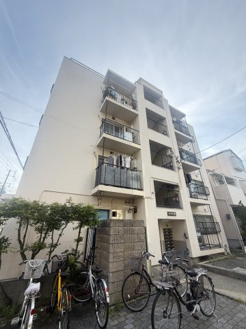 ハイツ16の外観