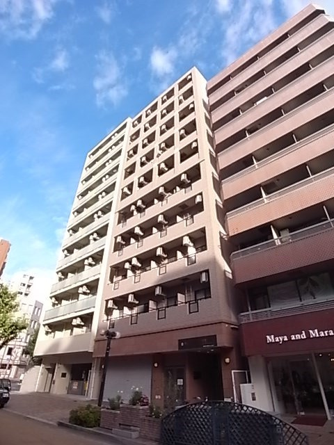 S-FORT神戸三宮北の外観