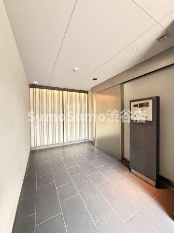 ユニーブル渋谷神南のロビー|落ち着いたロビーです