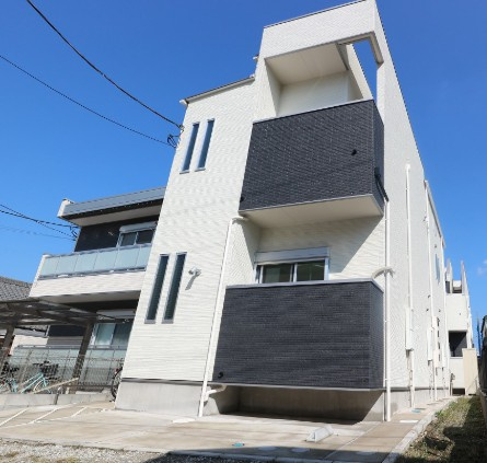 Ｇrandtic　検見川のエントランス