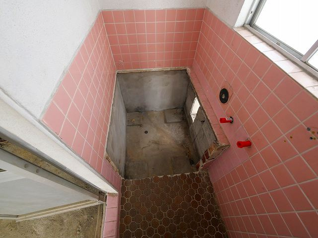 あやめ池南６丁目店舗の内装