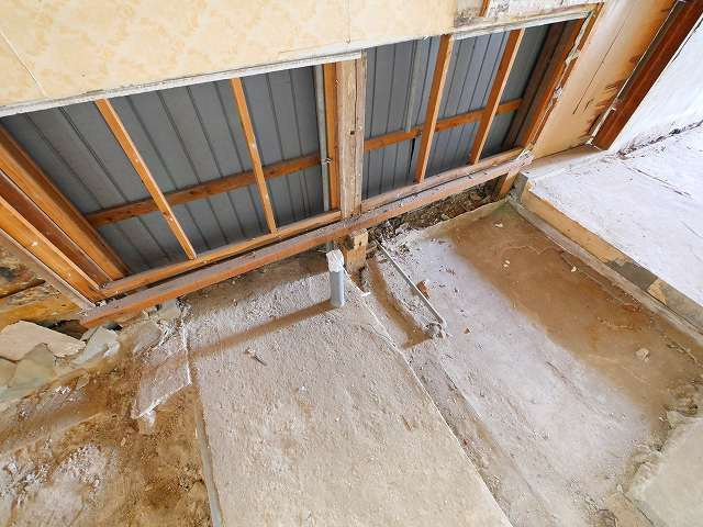 あやめ池南６丁目店舗の内装
