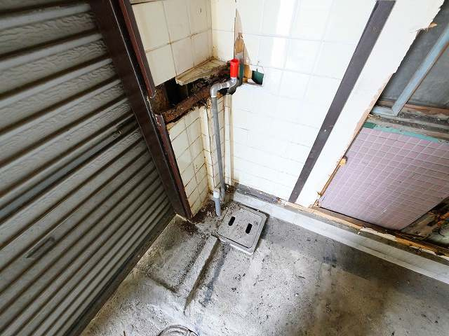 あやめ池南６丁目店舗の内装