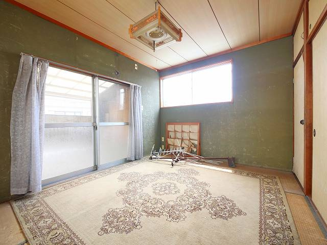 あやめ池南６丁目店舗の内装