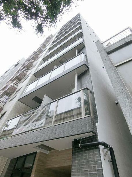 渋谷区笹塚１丁目の賃貸マンションの外観