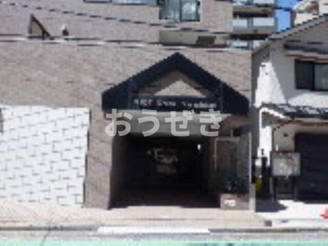 ＮＩＣＥアーバン鶴見中央Ⅱのエントランス