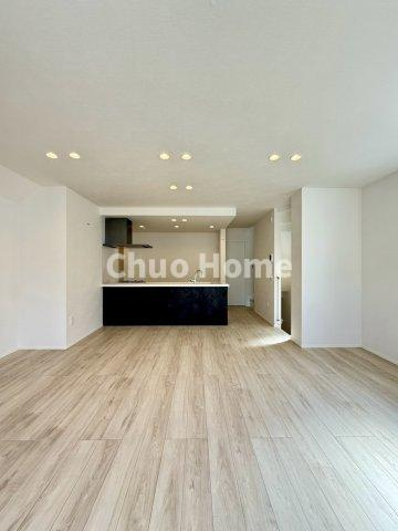 江戸川区東小岩5丁目新築分譲住宅のキッチン|ダイニングキッチン