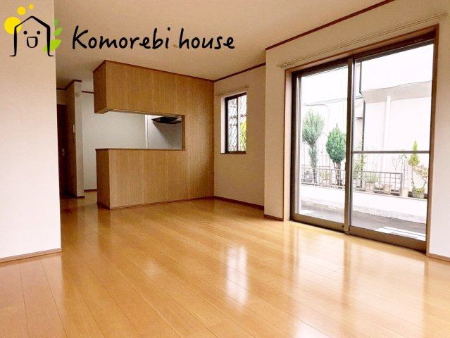 さいたま市西区指扇　中古戸建の居間・リビング|居間です