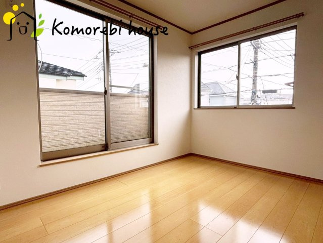 さいたま市西区指扇　中古戸建の寝室|落ち着いた色調の寝室です
