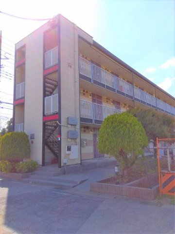 レオパレスＭＡモールの外観