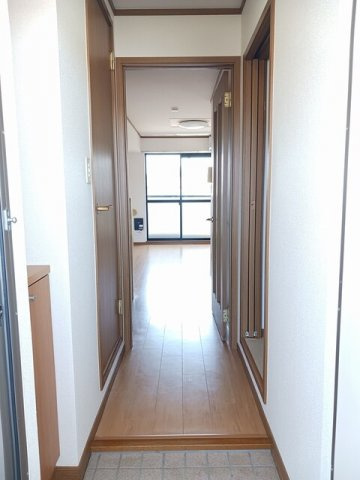 サニーヤードの玄関
