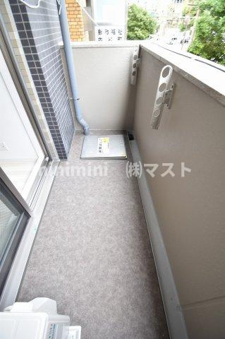RISING Maison 本町橋のバルコニー