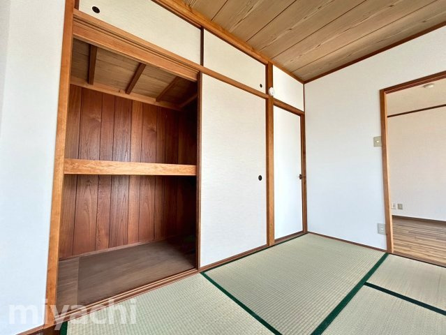 徳島市津田町１丁目の賃貸マンションの収納