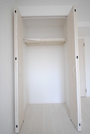 【収納】 | Dear Court 高円寺B | クローゼット完備。