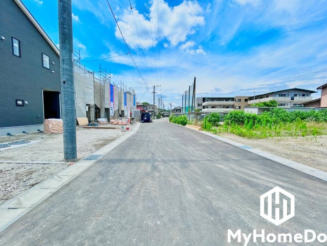 守山区中志段味　第3の前面道路含む現地写真|のどかな緑多い近隣風景になごみます。