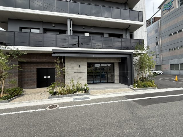 アメイズ飯塚駅前プレミアムのエントランス