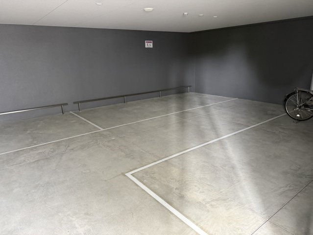 アメイズ飯塚駅前プレミアムの駐車場