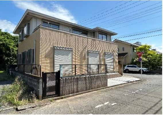 所沢市中新井4丁目2世帯住宅の前面道路含む現地写真