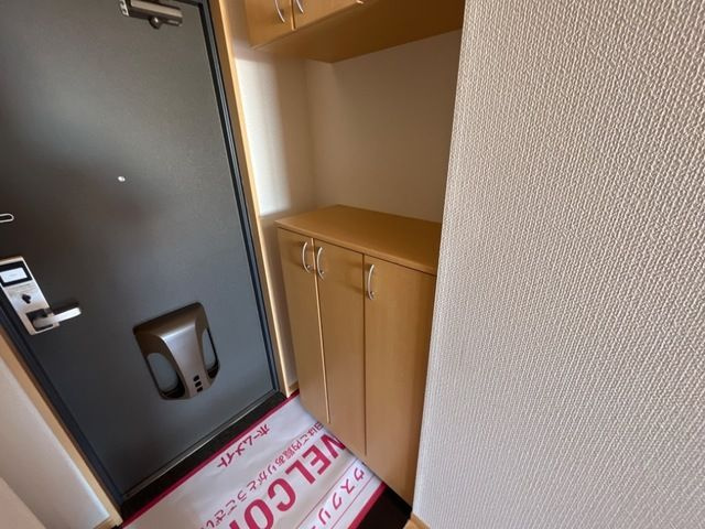 グランディールⅠの玄関